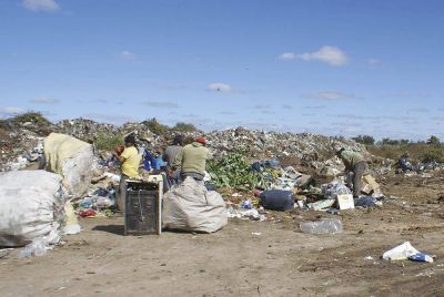 Buscan convertir al Basural en un centro de transferencia y separaci�n