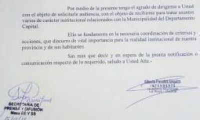 Paredes busca retomar el dialogo institucional con Casas