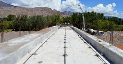 GRAN AVANCE DEL NUEVO PUENTE EN MAIMAR�