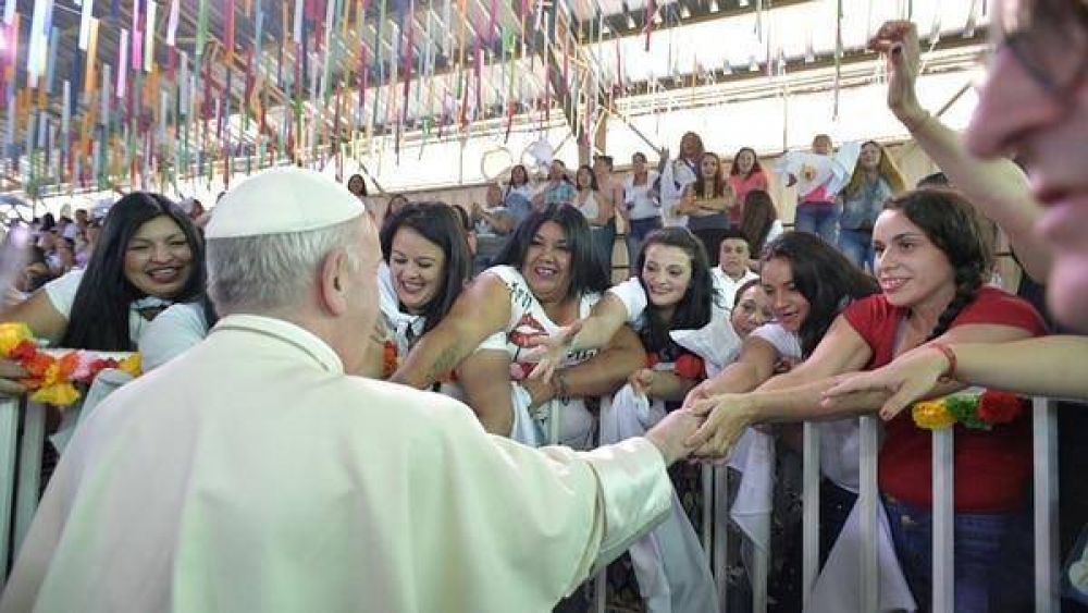 El papa Francisco visit una crcel de mujeres en Chile: 