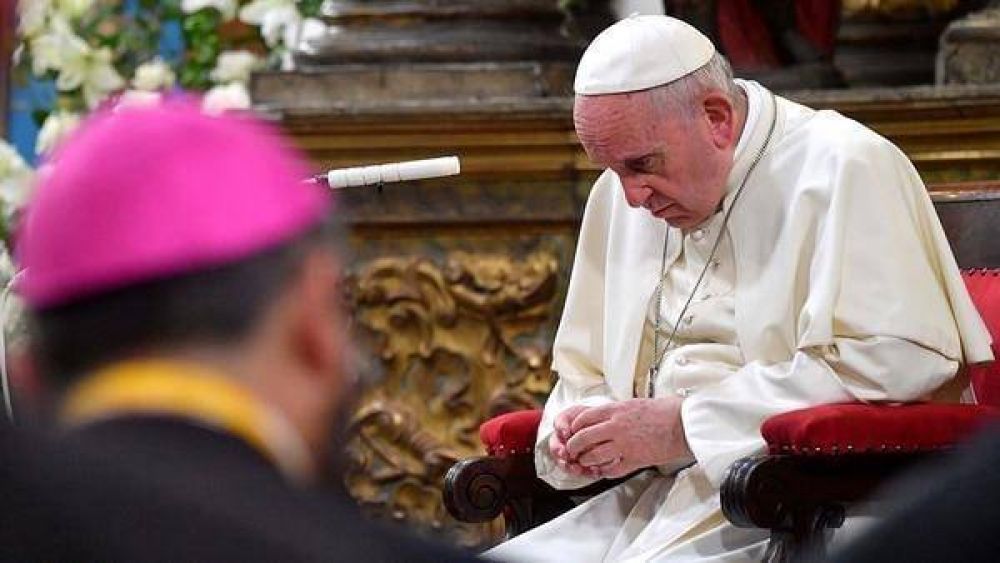 El papa Francisco se reuni con un grupo de personas abusadas sexualmente por sacerdotes en Chile