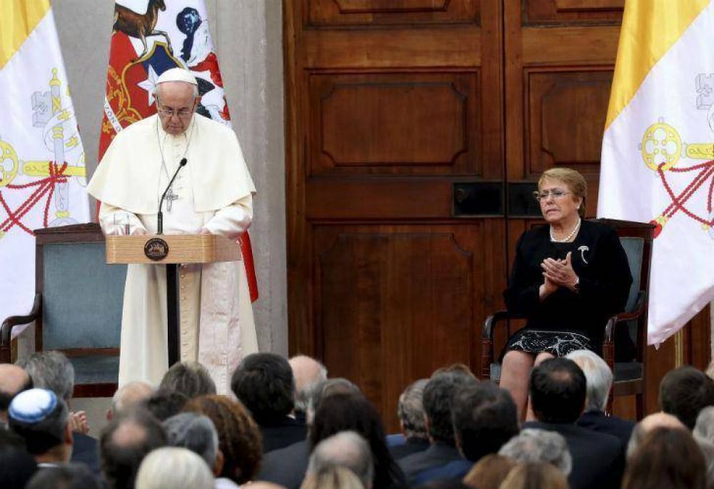 Histrico: el Papa Francisco pidi perdn por los abusos en la Iglesia