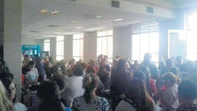 El ajuste tambi�n llega al Hospital Posadas