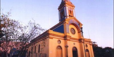 Iquique, la Torre de Babel del norte de Chile que aguarda al Papa