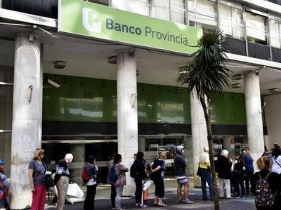 Los trabajadores bancarios comienzan con los paros en el �Provincia�