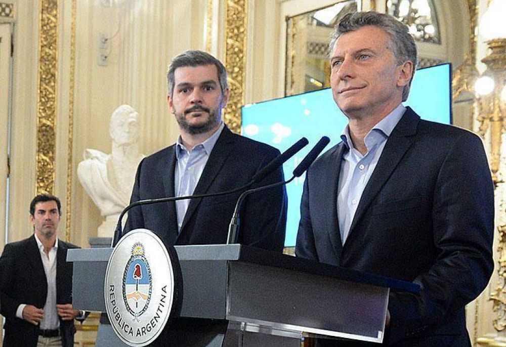 Marcos Pe�a defendi� los negocios e�licos de la Familia Macri que revel� PERFIL