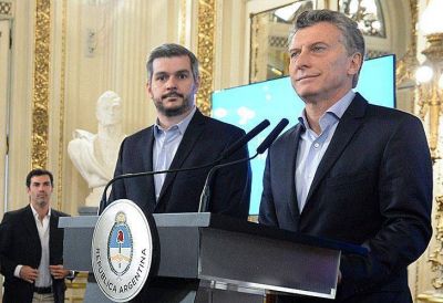Marcos Pe�a defendi� los negocios e�licos de la Familia Macri que revel� PERFIL