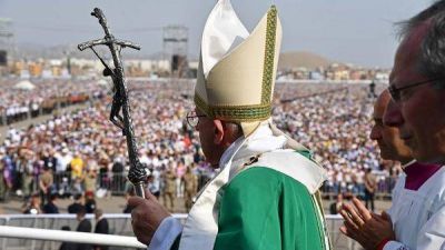 Ante m�s de un mill�n de personas, el papa Francisco cerr� su gira sudamericana con una misa en Lima