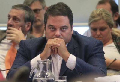 El peronismo y Camioneros piden la renuncia de Jorge Triaca