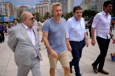 El Gobierno insiste en unas paritarias del 15%