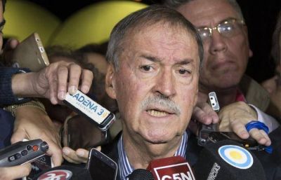 Juan Schiaretti no piensa en aplicar los retiros voluntarios