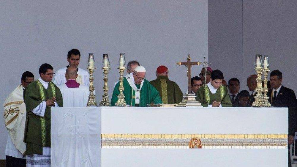 Homila del Papa en Lima: mirar la ciudad con los ojos de Jess