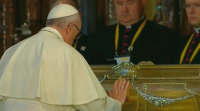 El Papa ante santos peruanos: Seamos misioneros como Cristo, Se�or de los Milagros