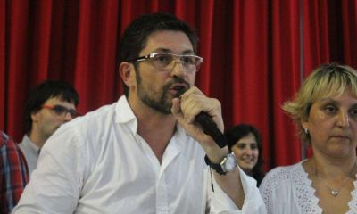 �A Sanz no le asigno ning�n rol en la UCR, s�lo es amigo de Macri�