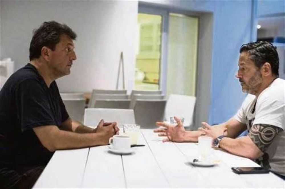 A pesar de los cruces, el kirchnerismo alienta un encuentro con Massa