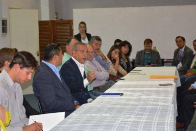 PROMUEVEN LAS INVERSIONES PRIVADAS PARA EL DESARROLLO DE LA LECHER�A JUJE�A