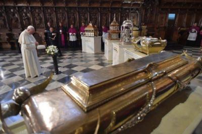 Santos peruanos: �Ay�danos a ser Iglesia en salida, acerc�ndonos a todos�