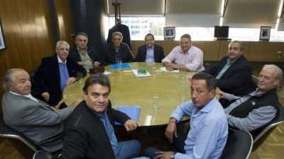 EL GOBIERNO REDUCE SUBSIDIOS MILLONARIOS A LAS OBRAS SOCIALES DE LOS GREMIOS