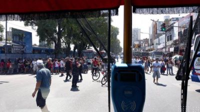 Manteros denunciaron irregularidades en un censo realizado por la Ciudad