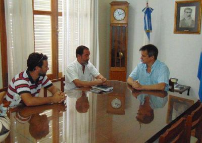 Altolaguirre con el director del SENASA