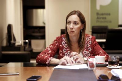 Vidal pule medidas y ya prev� una dura negociaci�n con los gremios docentes
