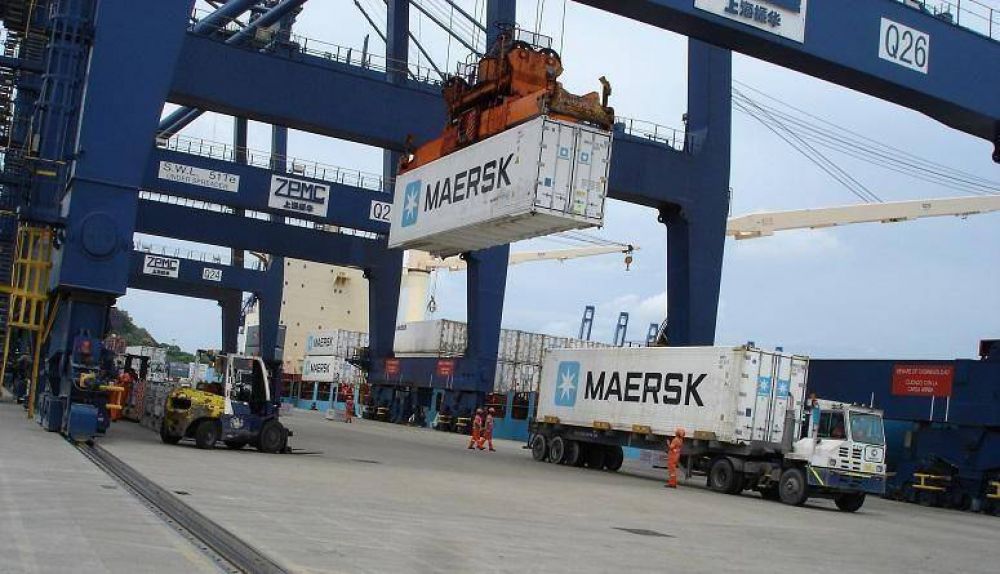 Durante 2017 Argentina pas� del super�vit al d�ficit r�cord en la balanza comercial