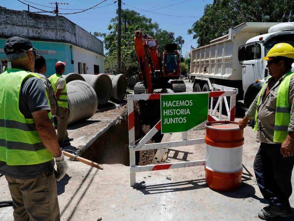 Comenzaron las obras hidrulicas para la repavimentacin de la avenida Vergara