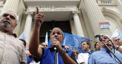 Los bancos insisten con paritarias por debajo del 10% y el gremio dice que se trata de una provocaci�n