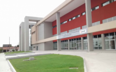 Descalzo reclam� al ministro Scarsi que se termine el Hospital del Bicentenario de Ituzaing�