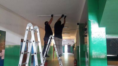 Sigue el mantenimiento de escuelas de toda la provincia