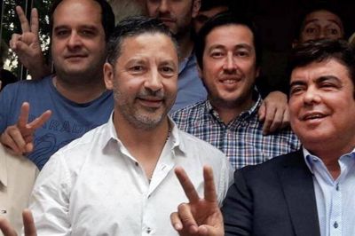 Men�ndez convoc� al PJ provincial, pero no evit� las ausencias