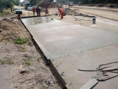 Av.10: Contin�an con el cord�n cuneta y las bocacalles
