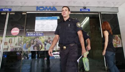 Peligra la atenci�n de los afiliados al IOMA
