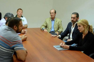 Bibini se reuni� con trabajadores del Ingenio San Isidro