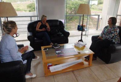 Bazzano se reunió con la delegada provincial del Sindicato de Amas de Casa (SACRA)
