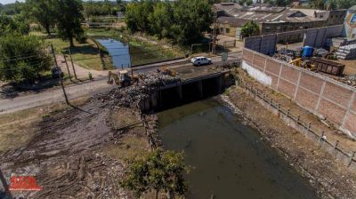 Intensifican los operativos de limpieza en los arroyos del distrito