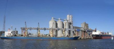 Aceiteros cortaron el acceso al Puerto en reclamo por los trabajadores despedidos