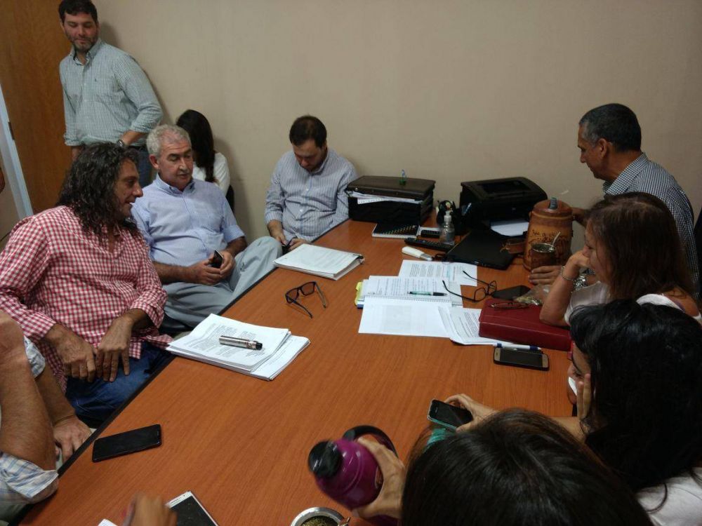 El municipio participa de una mesa interinstitucional para abordar la problemtica de la ocupacin de tierras