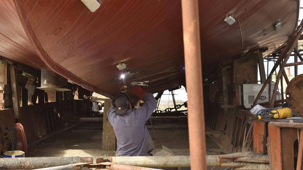Citar�n a soldadores recibidos para suplir falta de mano de obra calificada en el Astillero Vanoli