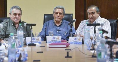 Se agranda la grieta en la CGT, que est� virtualmente partida