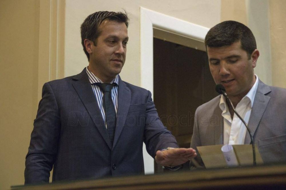 Arturo Rojas: Ordenanza para remover a los familiares de cargos publicos en Necochea