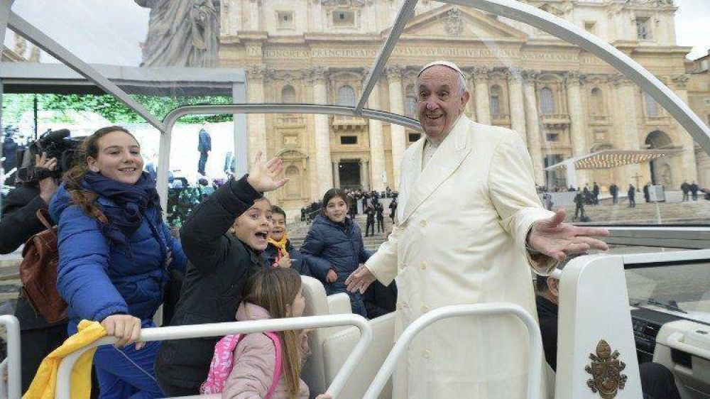 Exhortaciones del Papa a los peregrinos del mundo