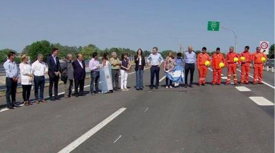 Macri pidi� encarar reformas �sin miedo a los que quieren seguir defendiendo sus privilegios�