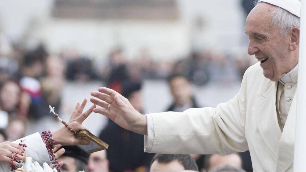El Papa: pensar en la muerte hace bien; el hombre no es dueo del tiempo