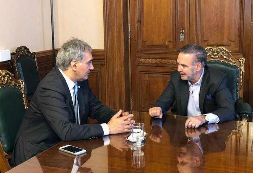 Pichetto, en temporada alta: recibi a Santiago Montoya en el Senado