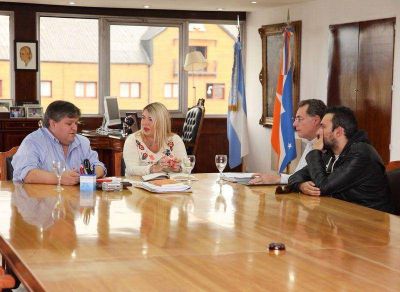 Se abord� la posibilidad de crear el Parque E�lico en el norte provincial
