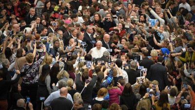 Papa: No a la trata en el mundo y Olimpiadas coreanas sean fiesta de paz
