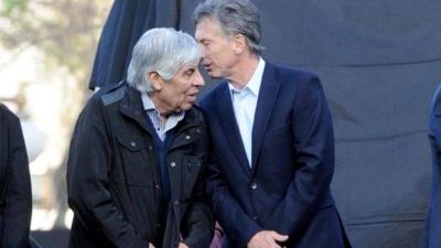 Para el Gobierno, Hugo Moyano sabe que perder�, pero no va a recular