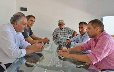 La Costa: Juan Pablo de Jes�s se reuni� con el rector de la Universidad Nacional de Mar del Plata