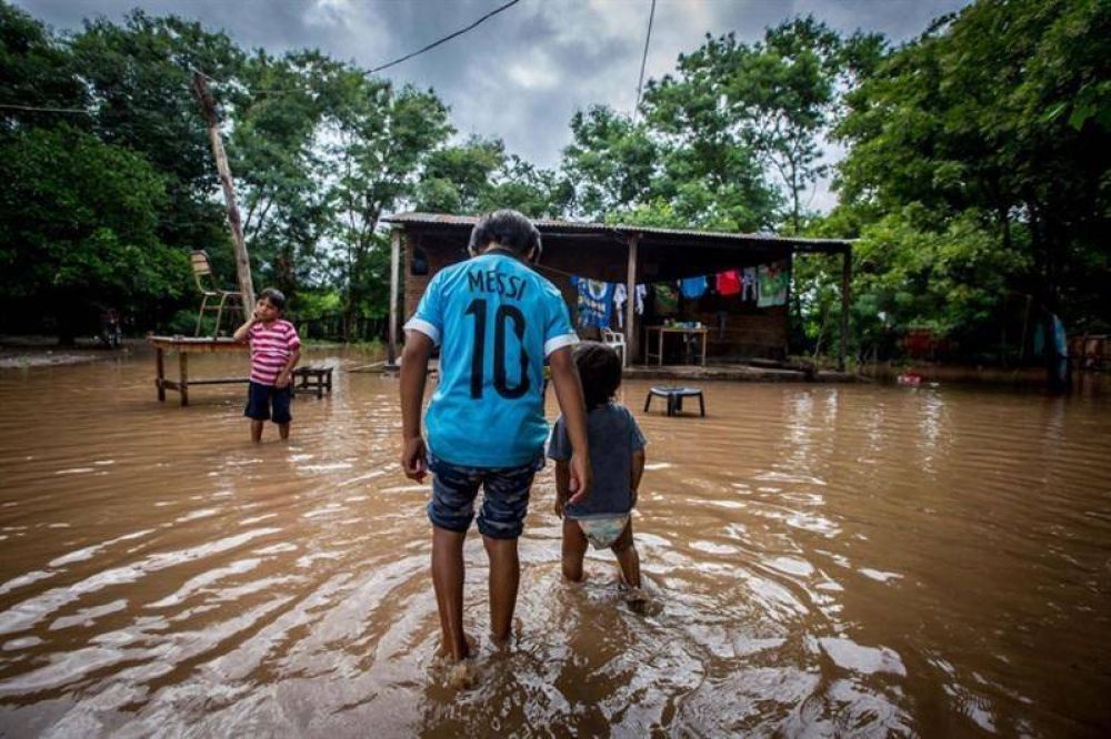 En la Facultad de Ingeniera de La Plata piden donaciones para los inundados de Salta